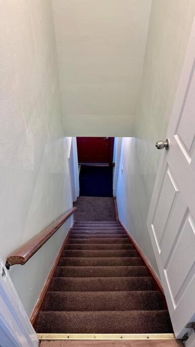 Near The Falls Two Bedroom - 5 Min Walk To Clifton Niagara Falls Exterior foto