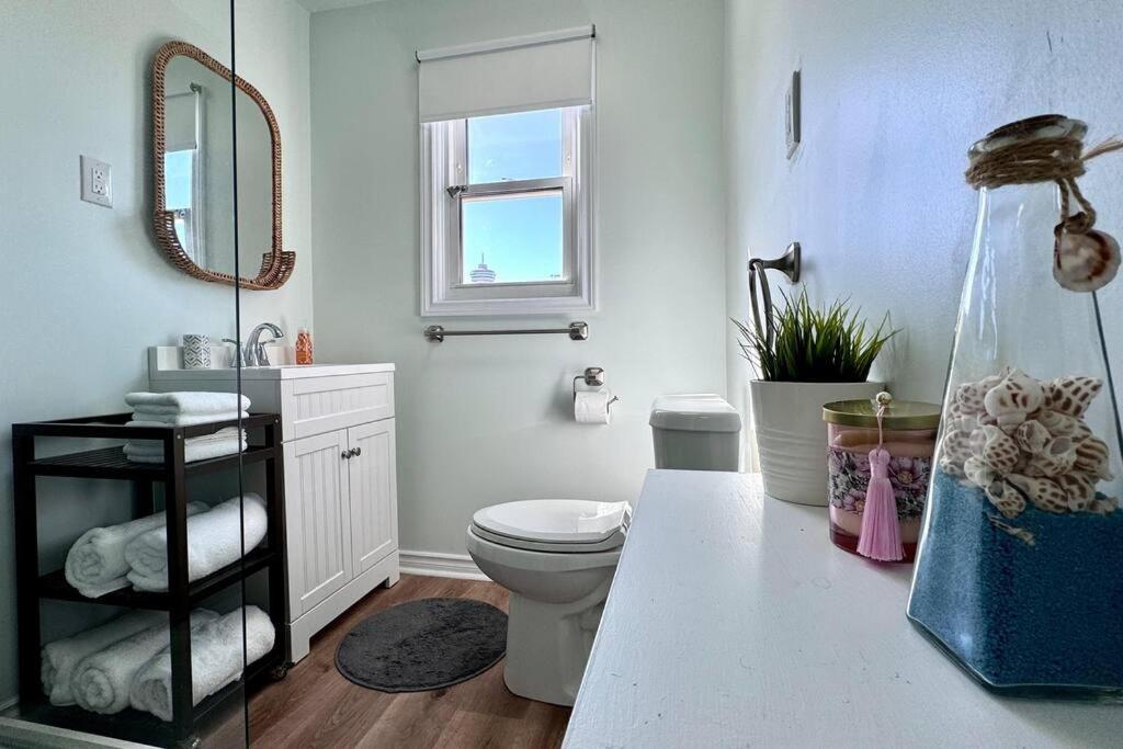 Near The Falls Two Bedroom - 5 Min Walk To Clifton Niagara Falls Exterior foto